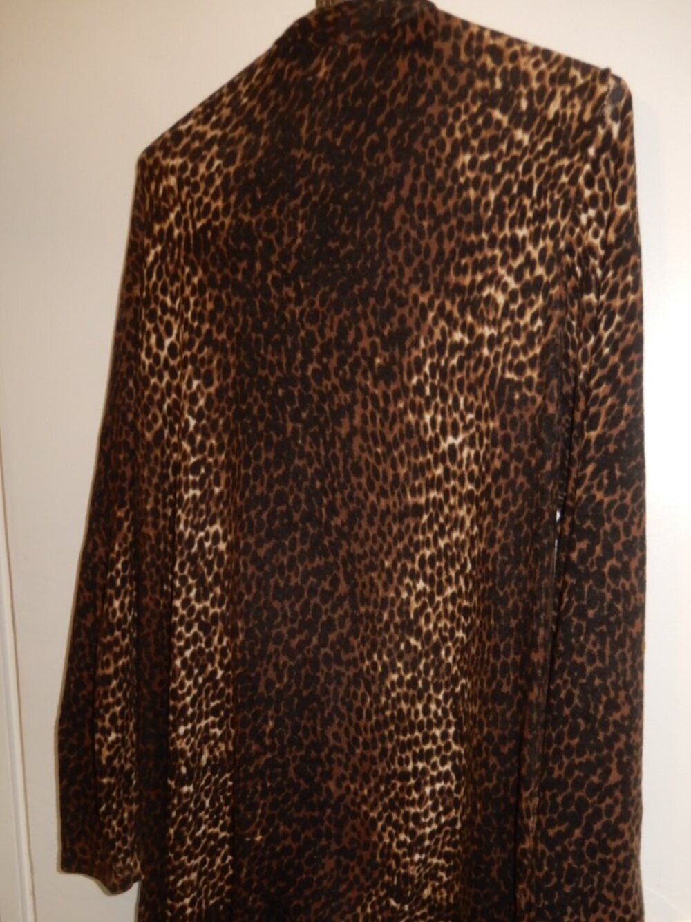 Chico’s Leopard Animal Print LONG Cardigan Sweater Coat Duster size 3